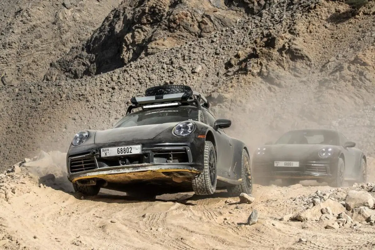 Porsche 911 Dakar: l'anteprima a Los Angeles il 16 novembre (3)