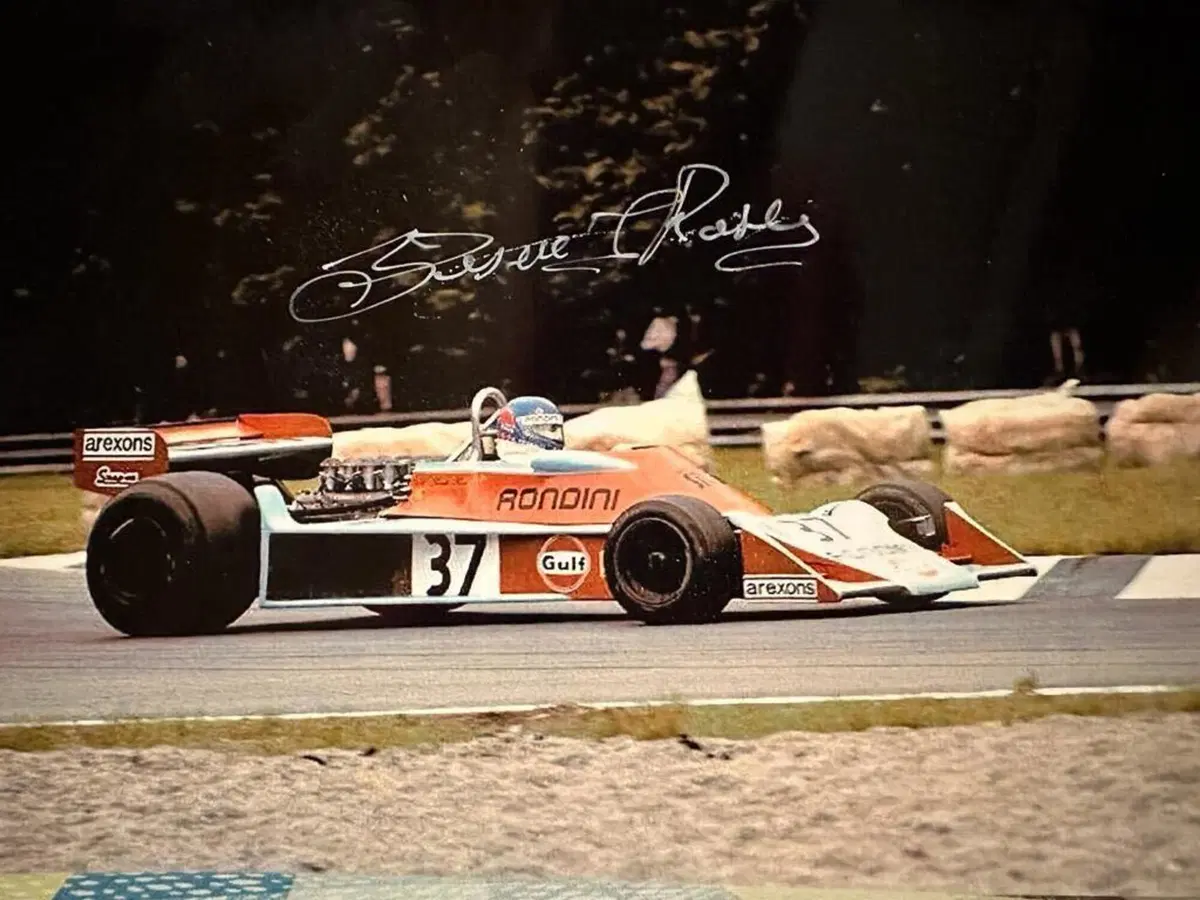 F1. Alessandro Pesenti Rossi, dai cavalli della Tyrrell 007 Rondini Gulf a quelli della sua tenuta (6)