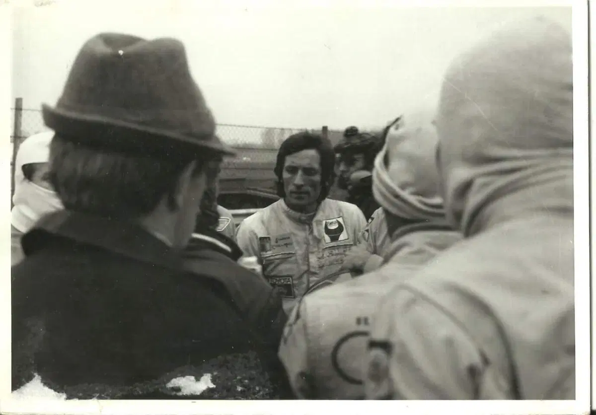 F1. Alessandro Pesenti Rossi, dai cavalli della Tyrrell 007 Rondini Gulf a quelli della sua tenuta (8)