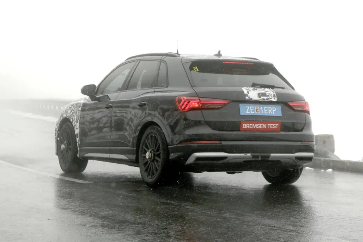 Cupra Terramar 2024, ecco le foto spia (11)