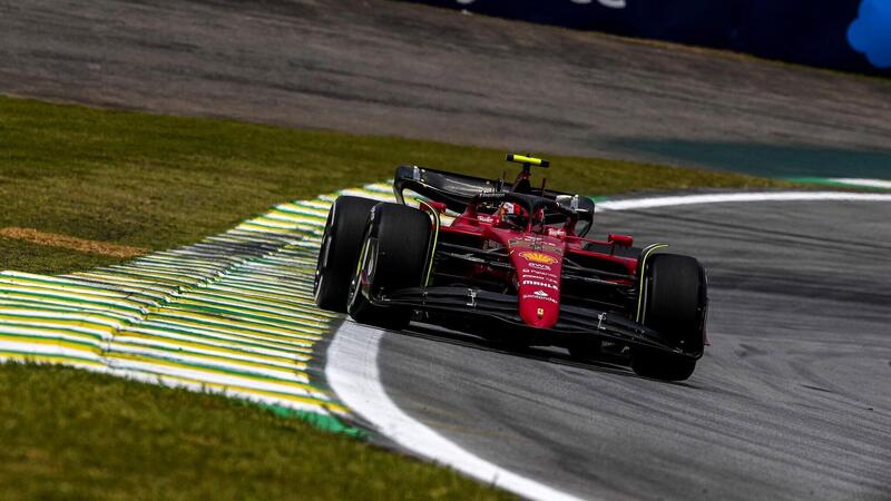  F1, GP Brasile 2022: La Ferrari cambia il motore a Sainz che sar&agrave; penalizzato di cinque posizioni