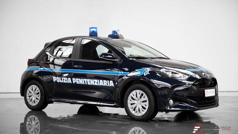 La Polizia penitenziaria viaggia con la Toyota Yaris Hybrid