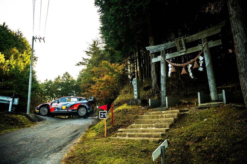 WRC 2022. Rally Japan D1+2. In 3 in Testa, poi 2&hellip; Intanto 1 in Fumo e molti in difficolt&agrave;