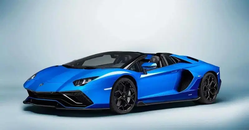 A Milano Autoclassica l'asta per Lamborghini Aventador e Ultimae