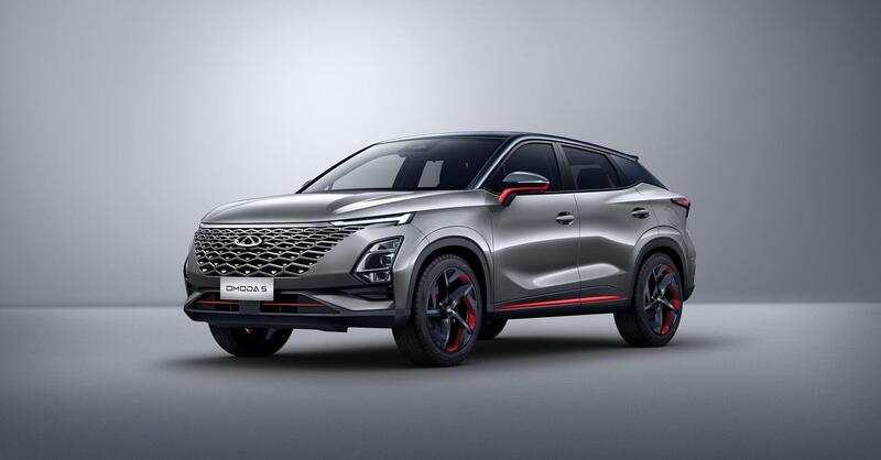 Nuove suv cinesi in Italia: nel 2023 arriva Omoda 5 di Chery