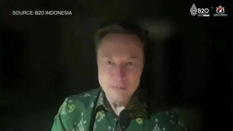 Elon Musk vittima di un black out al G20 di Bali [VIDEO]