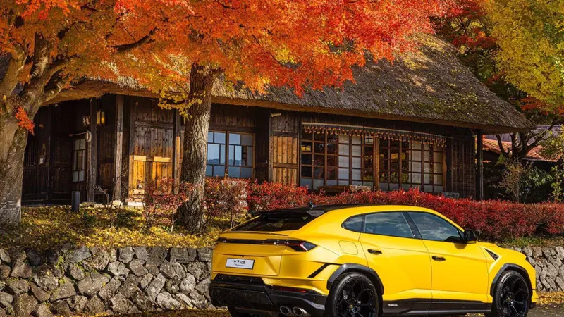 Lamborghini fa sfilare 150 supercar in Giappone per il "Japan Day"