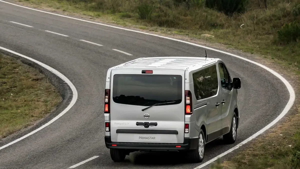 Nissan Primastar bus 2.0 dci 150cv S&S L1H1 N Connecta 9p.ti (3)
