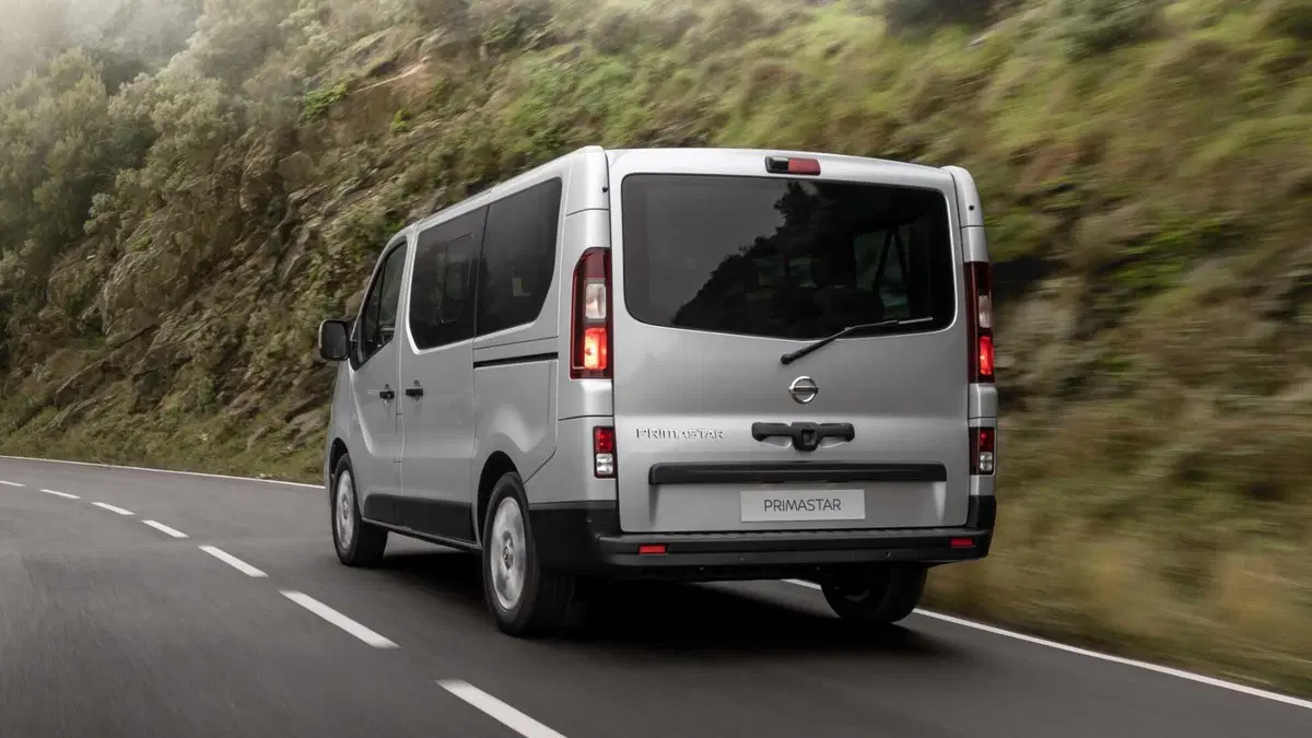 Nissan Primastar bus 2.0 dci 150cv S&S L1H1 N Connecta 9p.ti (4)