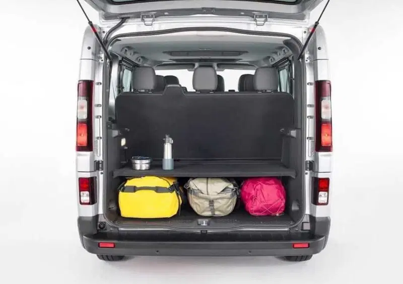 Nissan Primastar (2021-->>) (6)