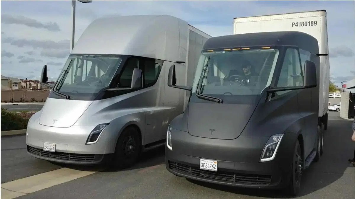 Tesla Semi: il camion elettrico è in arrivo l’1 dicembre (3)