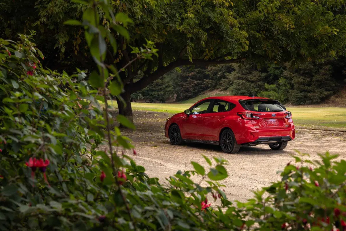 Subaru Impreza, debutto a Los Angeles. In Europa arriverà tra un anno (2)