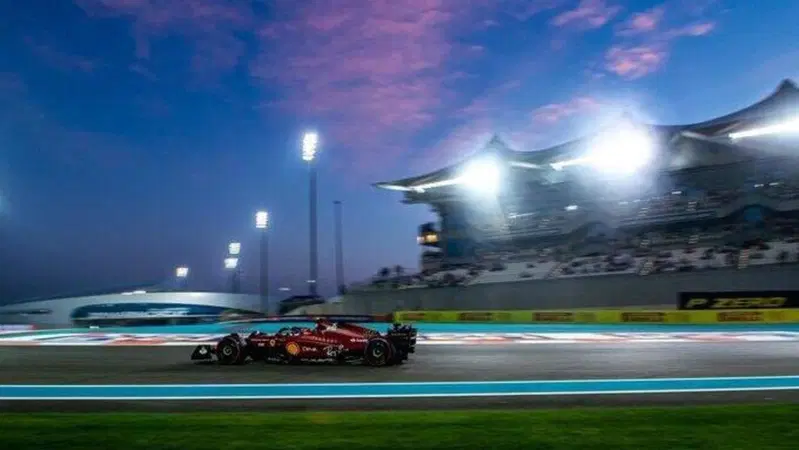Formula 1, Sainz: "L'obiettivo &egrave; battere le Mercedes"