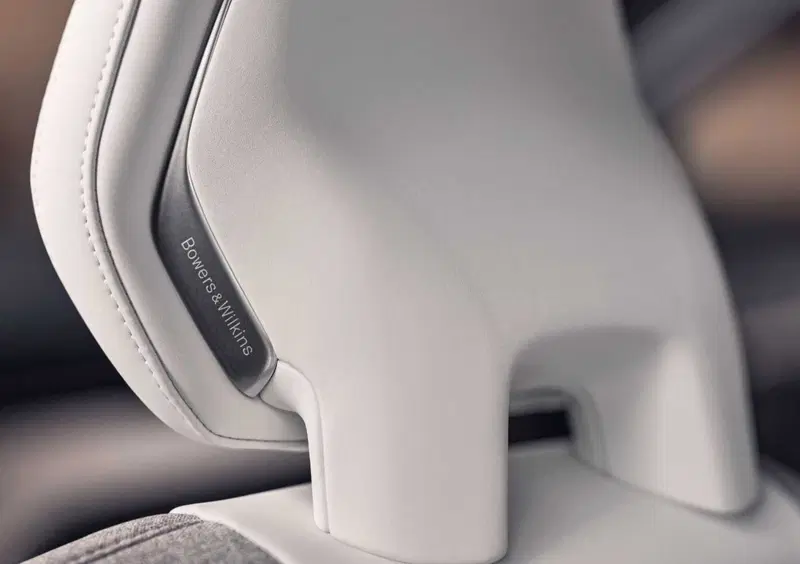 Volvo EX90 (17)