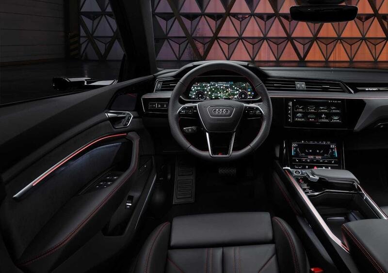 Audi Q8 (8)
