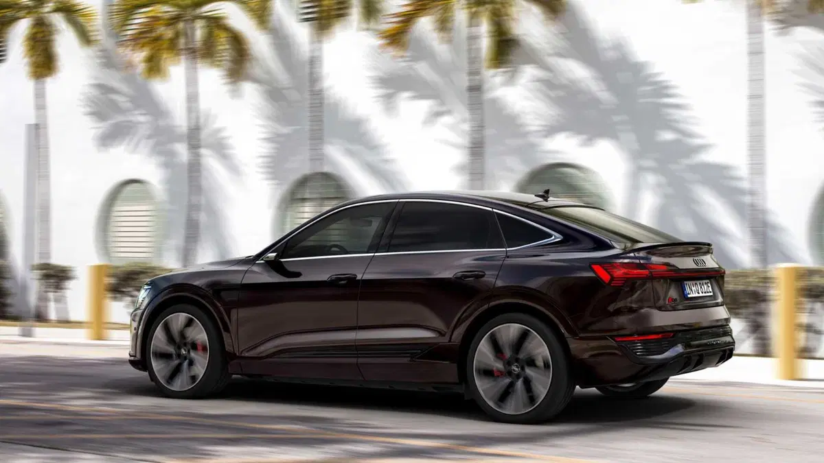Audi Q8 Sportback Q8 e-tron 55 quattro Business Advanced (5)