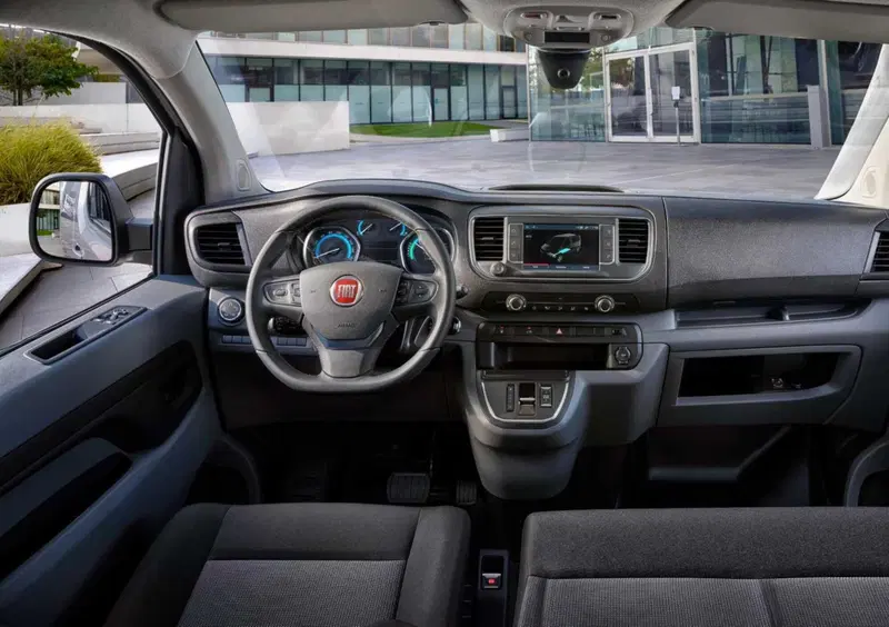 Fiat E-Scudo Furgone (2021-->>) (8)
