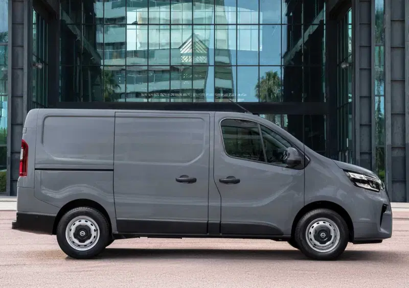 Nissan Primastar Furgone (2021-->>) (3)