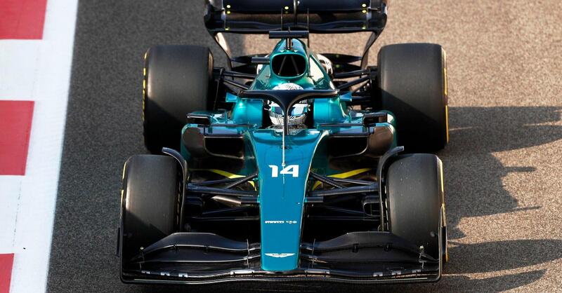 F1. Perch&eacute; Alonso &egrave; sceso in pista nei test di Abu Dhabi con un&rsquo;Aston Martin senza sponsor? 