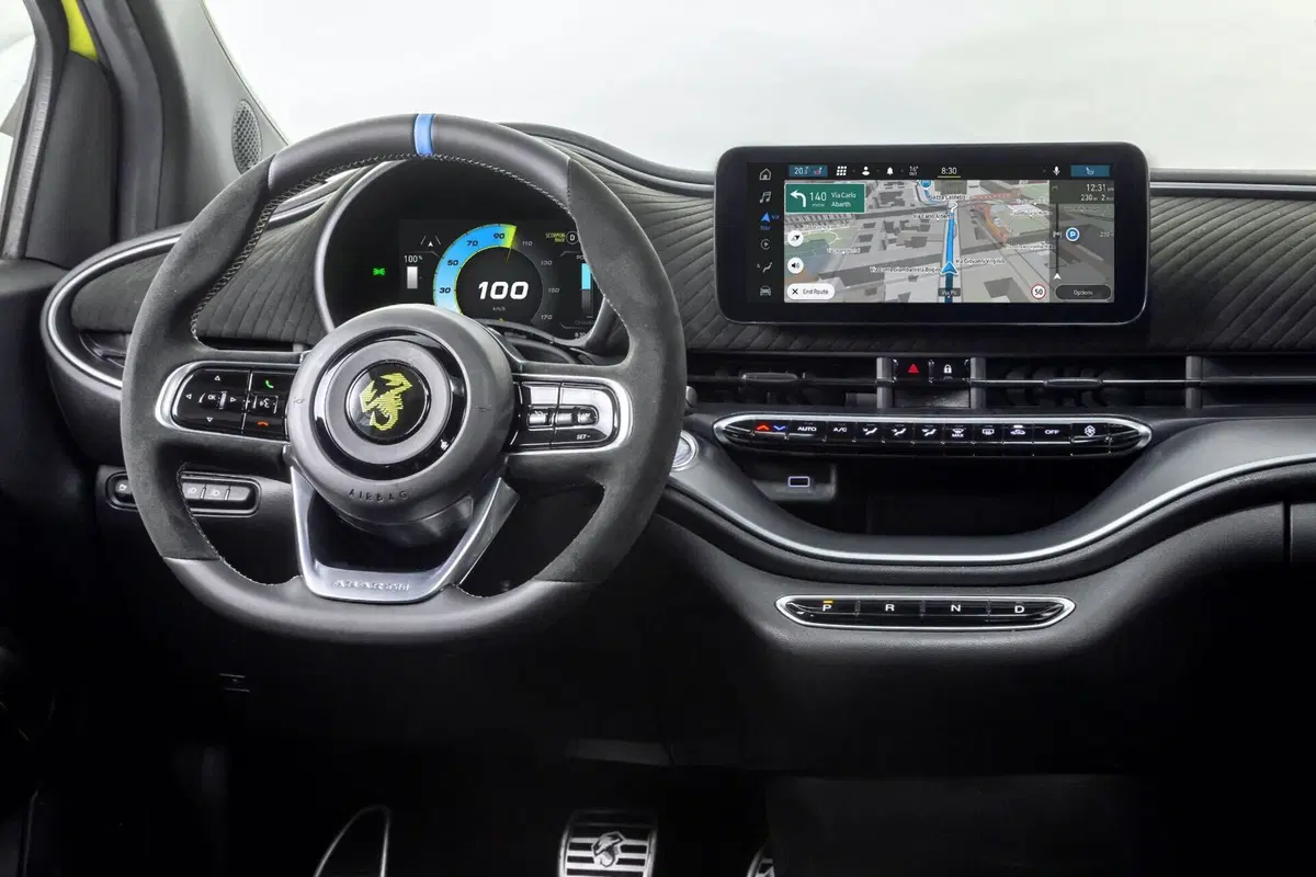 Nuova Abarth 500e: arriva la Scorpionissima BEV con il Sound Generator (11)