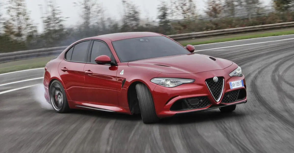 Giorgio non &egrave; elettrico: ecco perch&eacute; Giulia e Stelvio non vanno d'accordo con le batterie