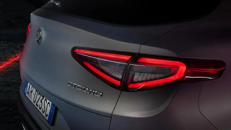 Giorgio non &egrave; elettrico: ecco perch&eacute; Giulia e Stelvio non vanno d'accordo con le batterie