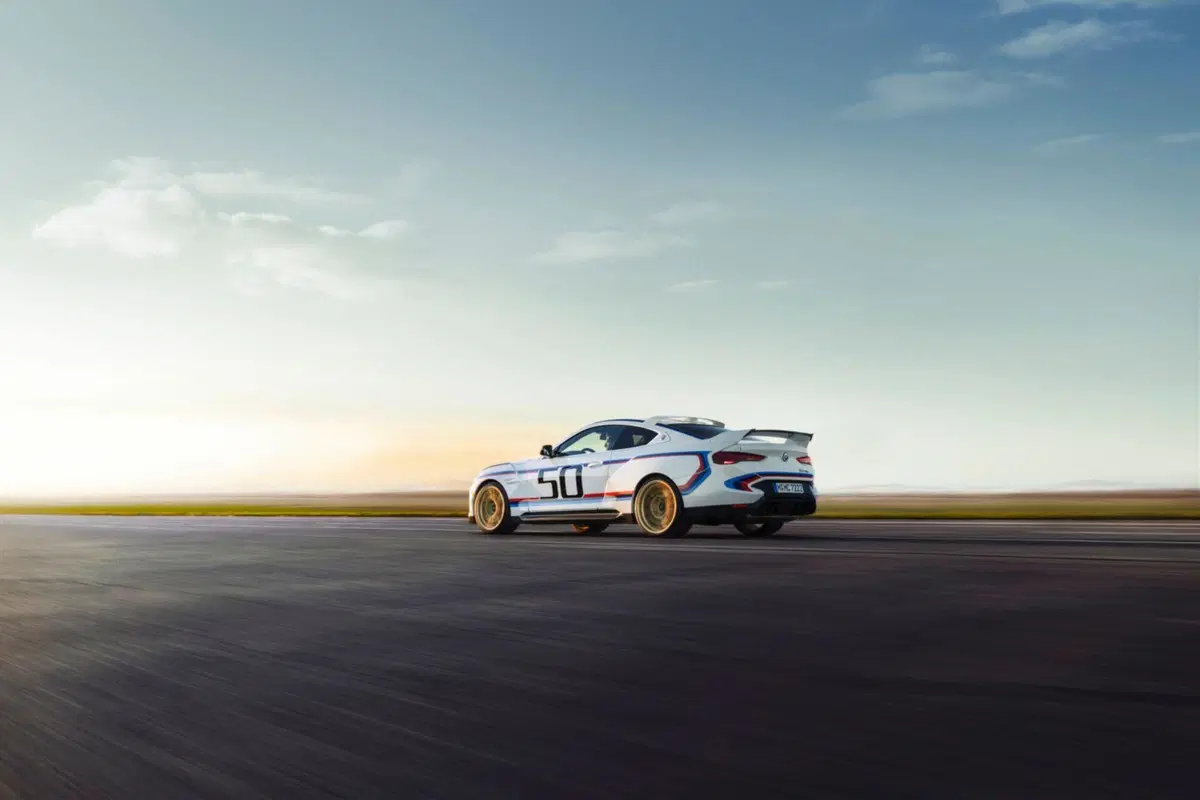BMW 3.0 CSL, la chicca per i 50 anni di M (9)