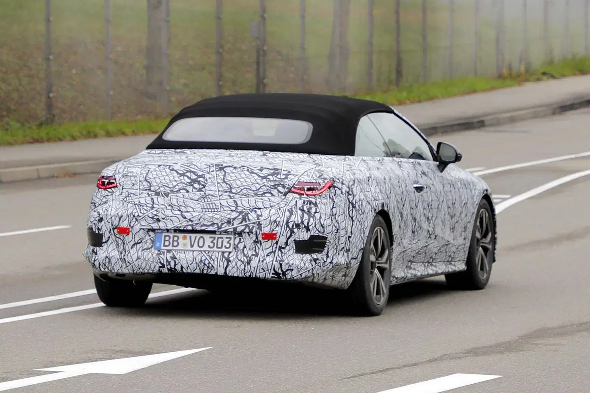 Mercedes CLE Cabrio, ecco le foto spia (3)