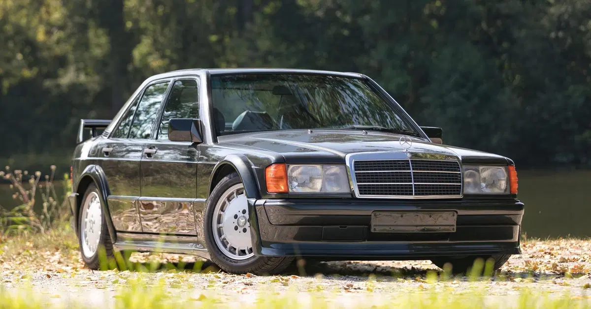 La Mercedes 190 compie 40 anni: da berlina a sportiva DTM