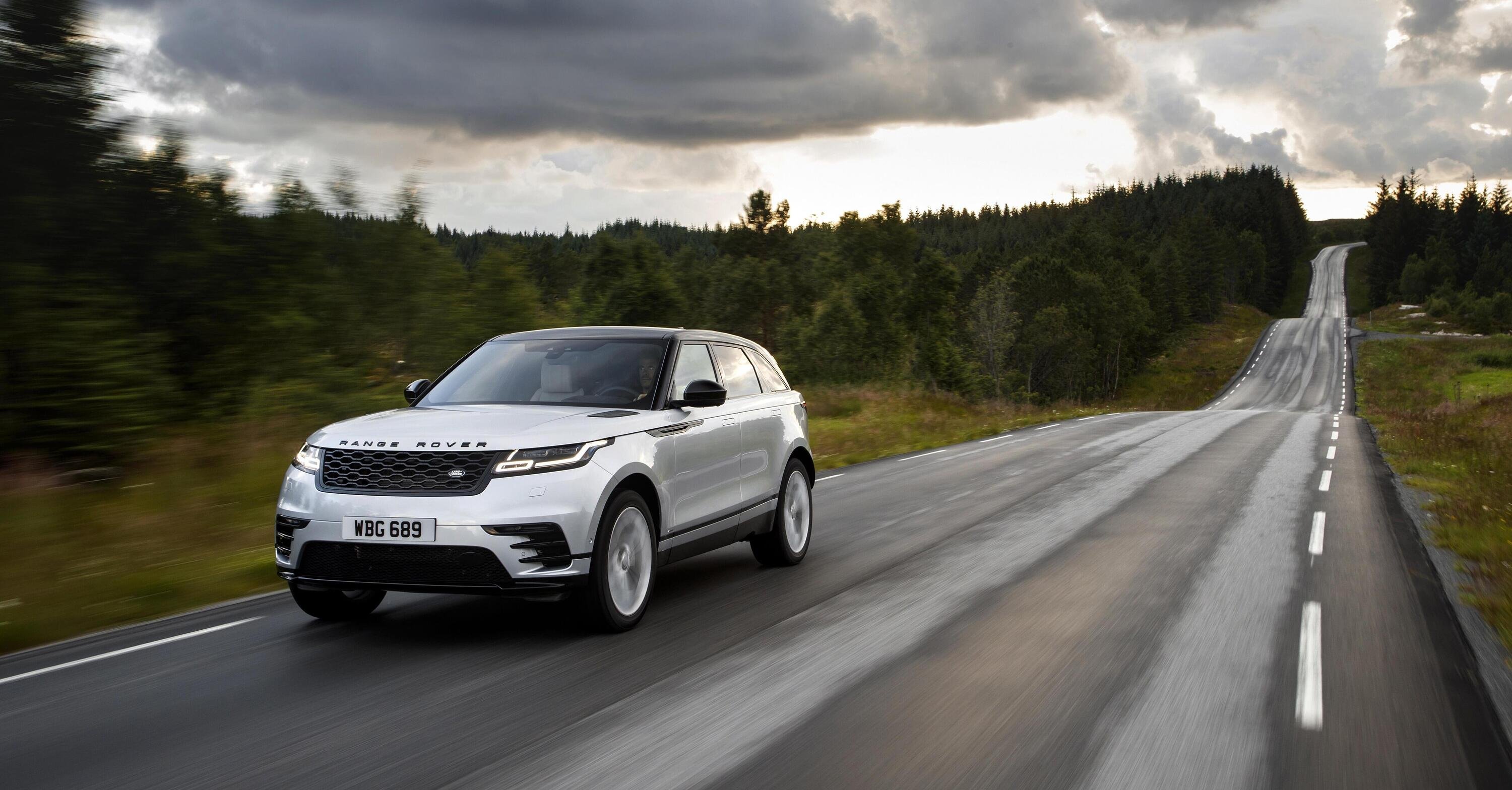 Range Rover Velar e Jaguar F-Pace messe in attesa: mancano i microchip