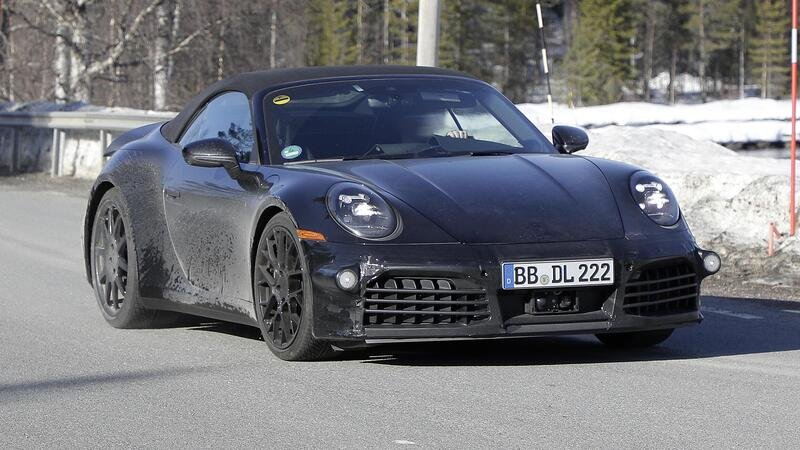 Porsche 911, ecco il VIDEO spia del nuovo Facelift