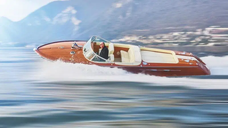 Riva Aquarama: la Ferrari dei motoscafi nasceva 60 anni fa