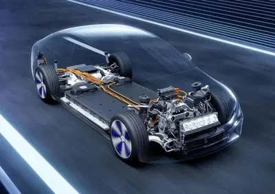 Cavalli on demand per le elettriche: Mercedes lo fa ma non in Europa