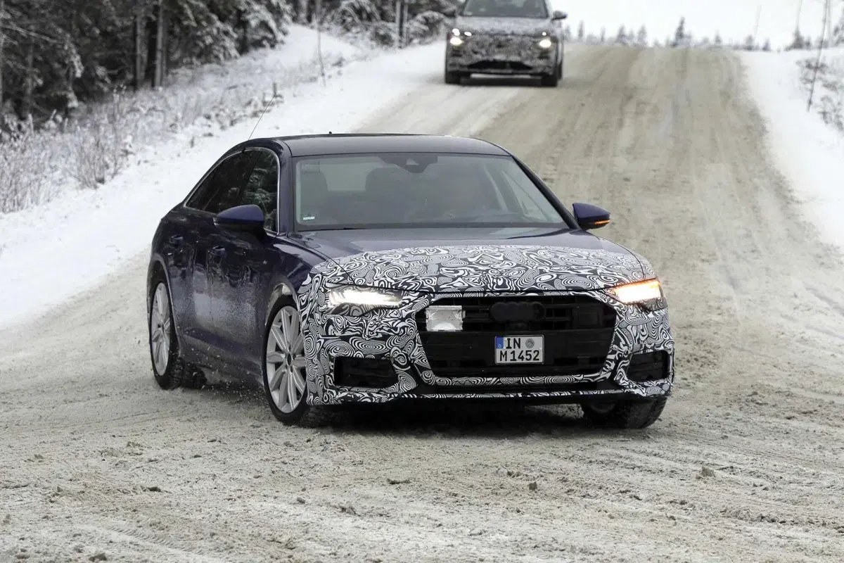 Audi A6, ecco le foto spia del nuovo Facelift (3)