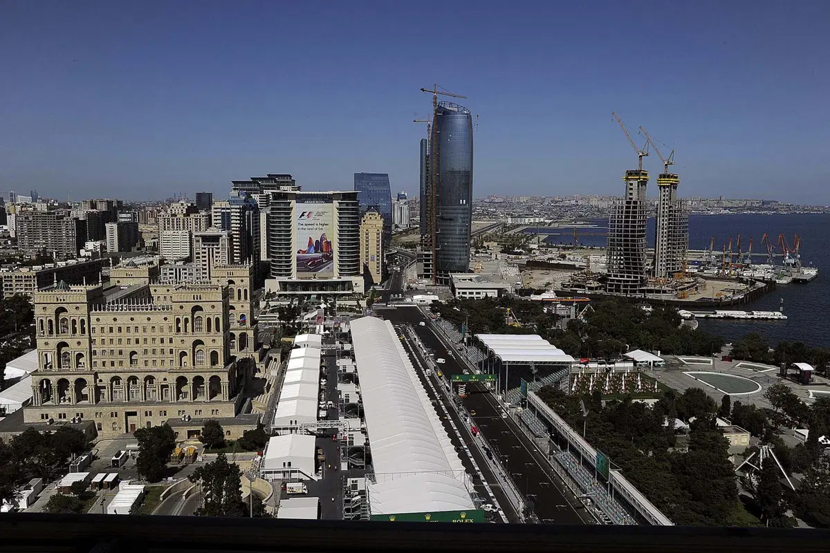 F1, Gp d'Europa 2016, FP3: (3)
