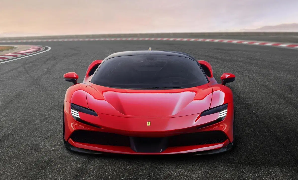 Ferrari SF90 Coupé SF90 Stradale (10)