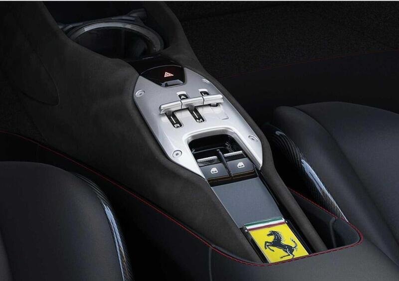 Ferrari SF90 Coupé (2019-22) (19)