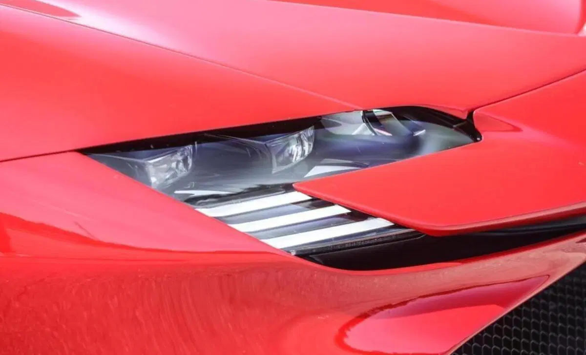 Ferrari SF90 Coupé SF90 Stradale (22)