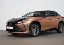 Lexus RZ 450e: tutta elettrica e 440 chilometri di autonomia e steer by wire [Video]