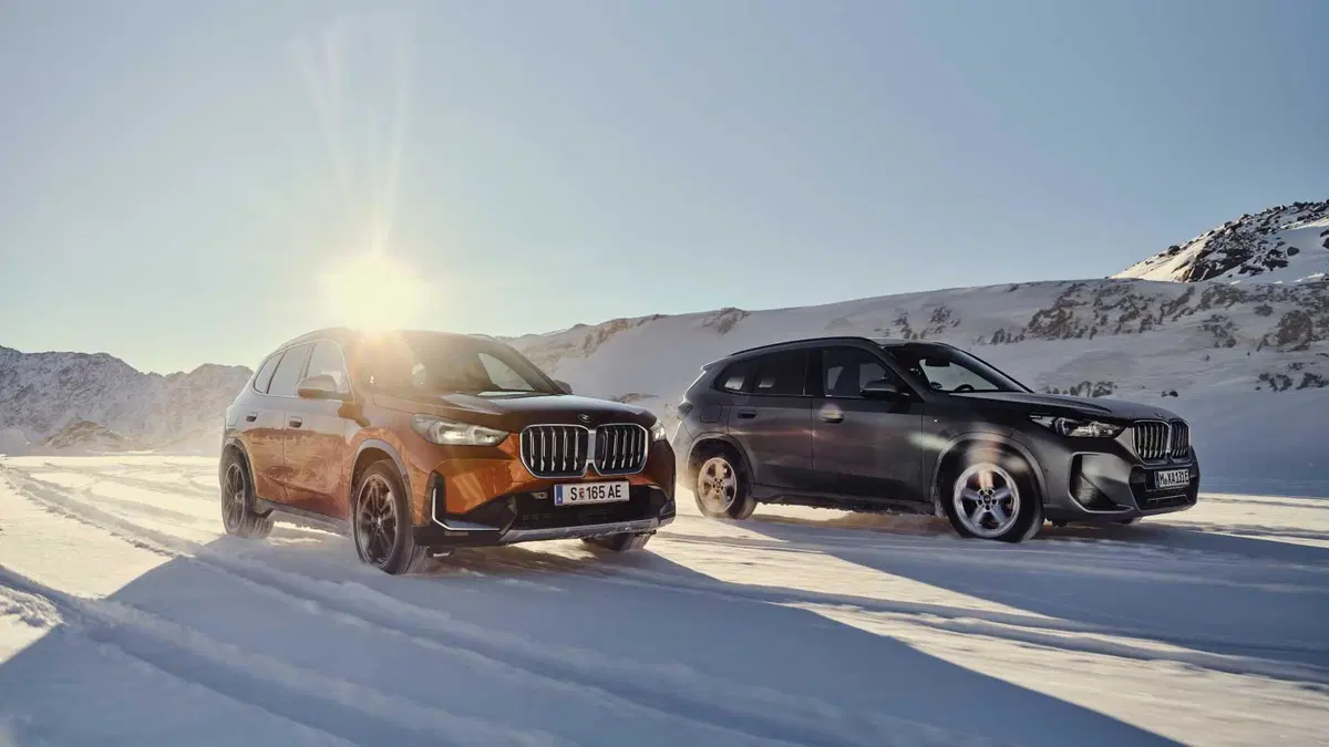 BMW iX1: come funziona una elettrica con due motori sulla neve (2)