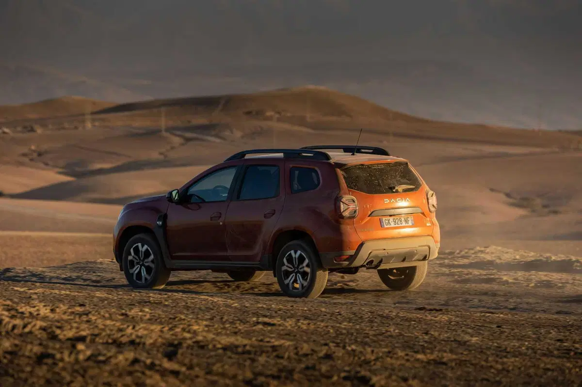 Dacia Duster 2023: sfida nel deserto di Agafay (Marocco) [VIDEO] (25)