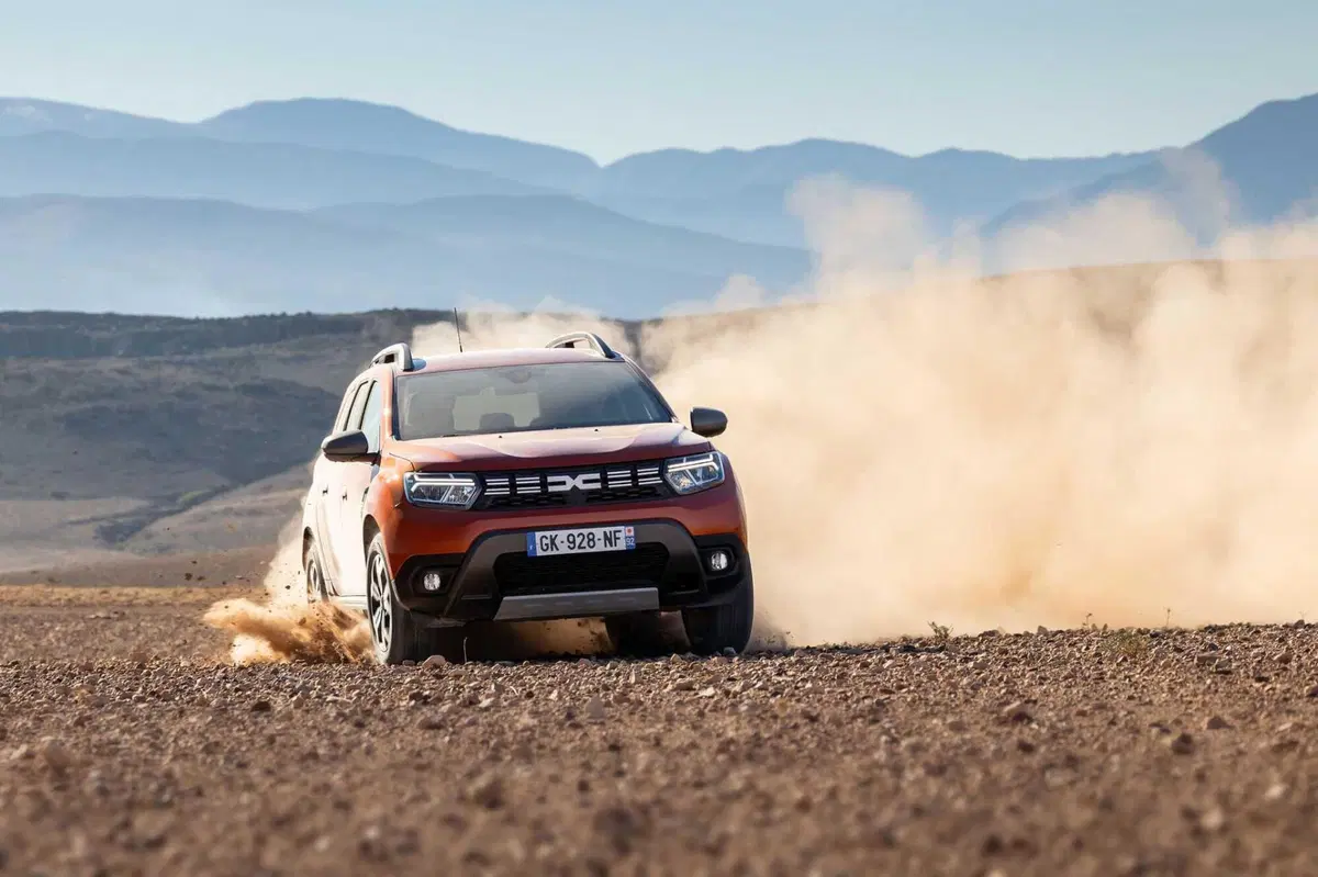 Dacia Duster 2023: sfida nel deserto di Agafay (Marocco) [VIDEO] (39)