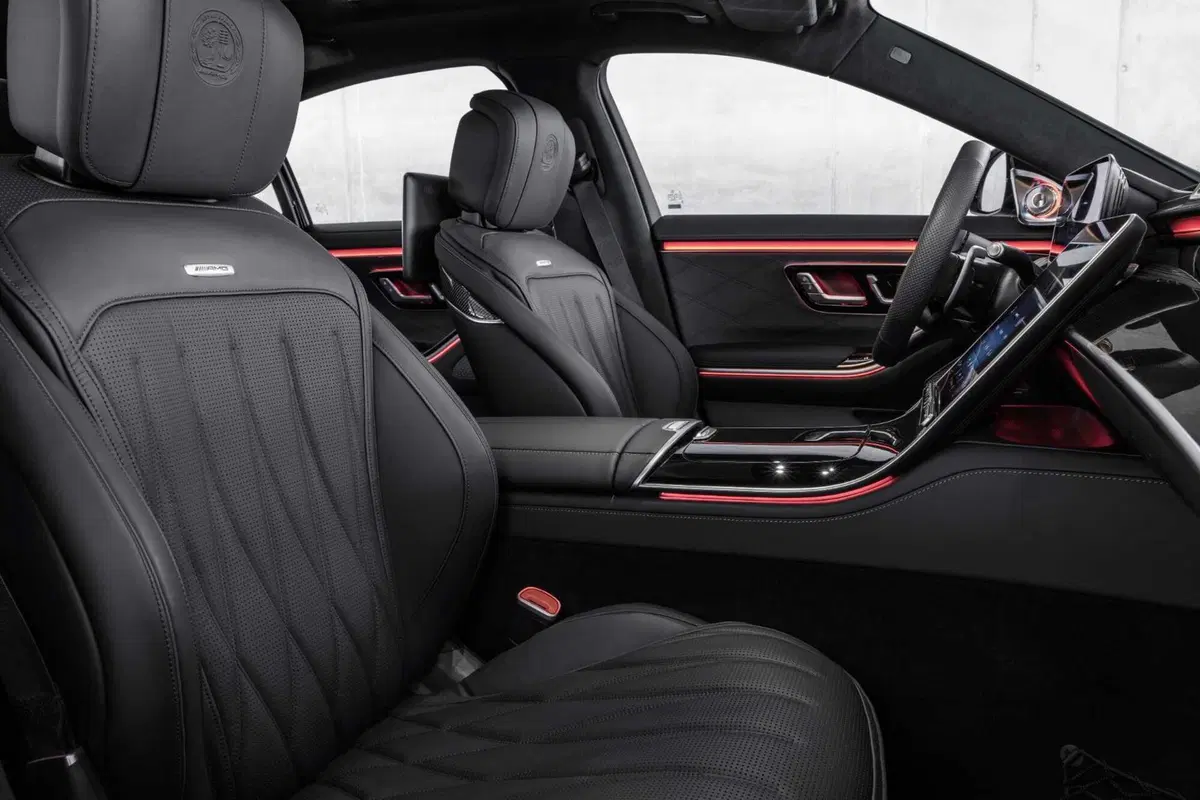 Mercedes-AMG S 63 E-Performance: 802 CV di super-lusso, ibrido plug-in (26)
