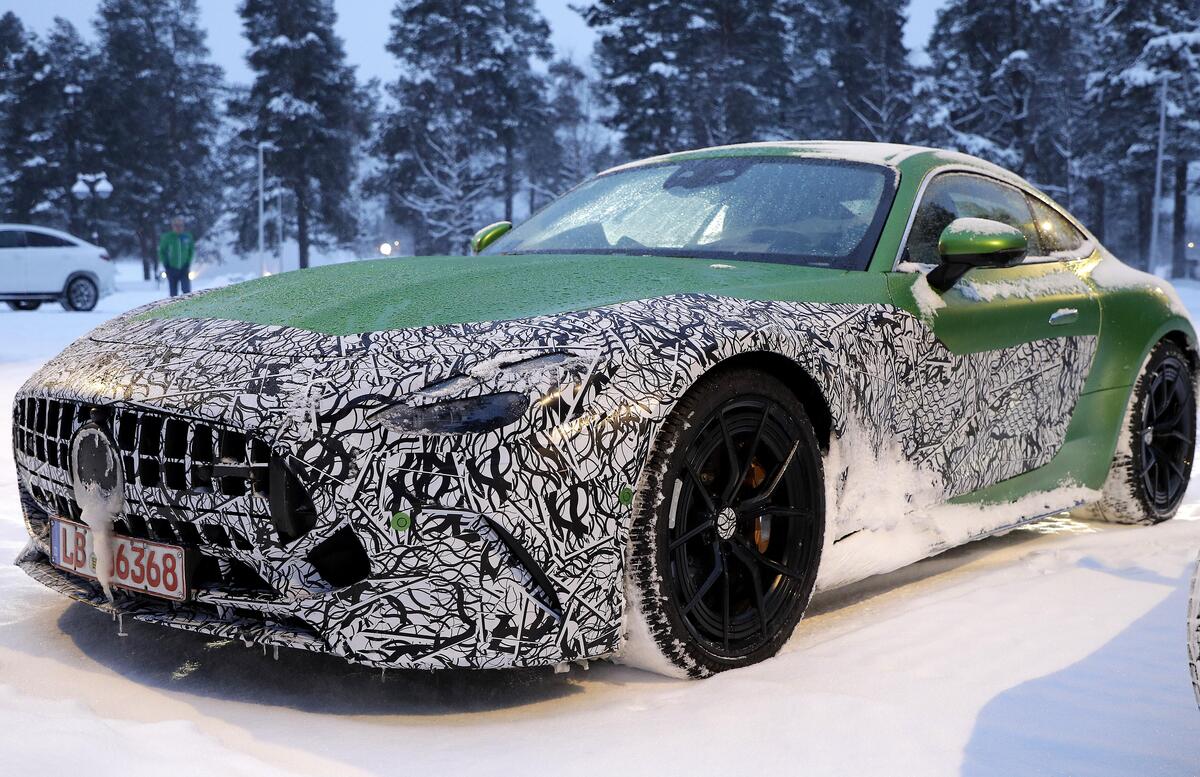 Nuova Mercedes AMG GT, ecco le foto spia News Automoto.it Nuova Mercedes AMG GT, ecco le foto spia News Automoto.it