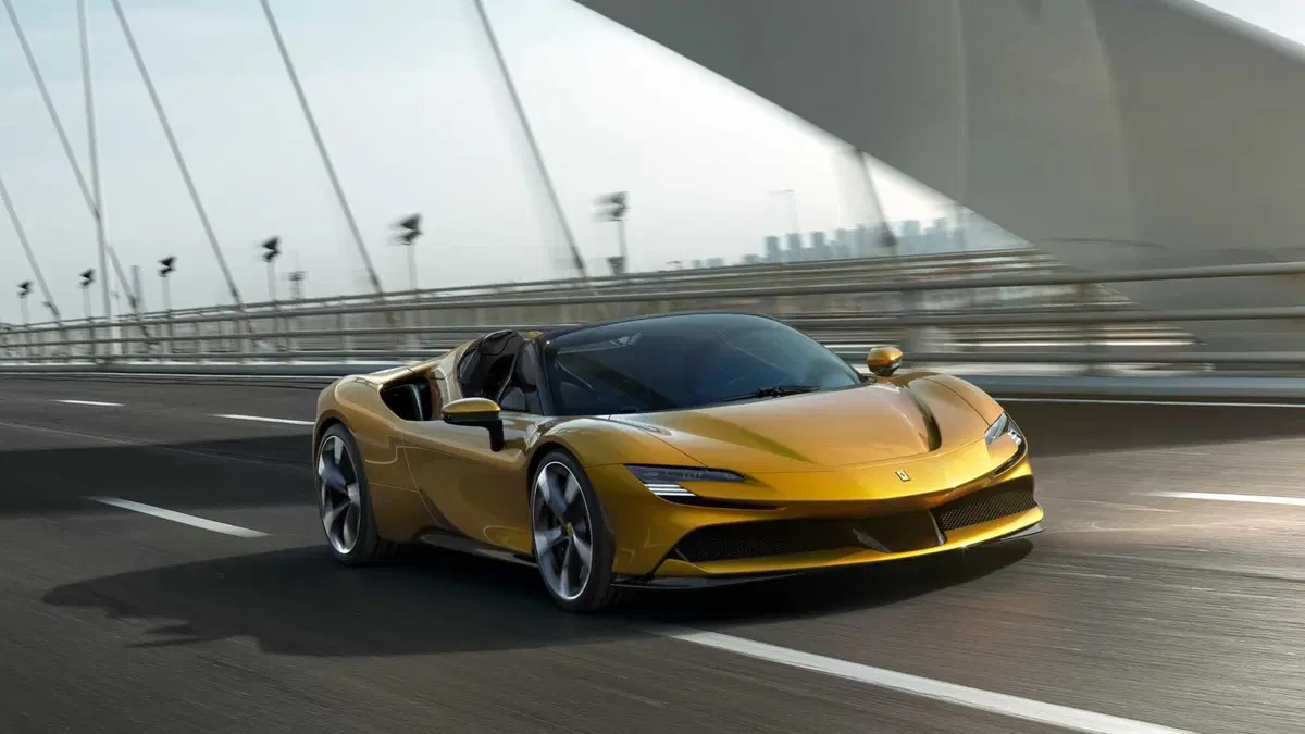 Ferrari SF90 Spider (2021-->>) (10)