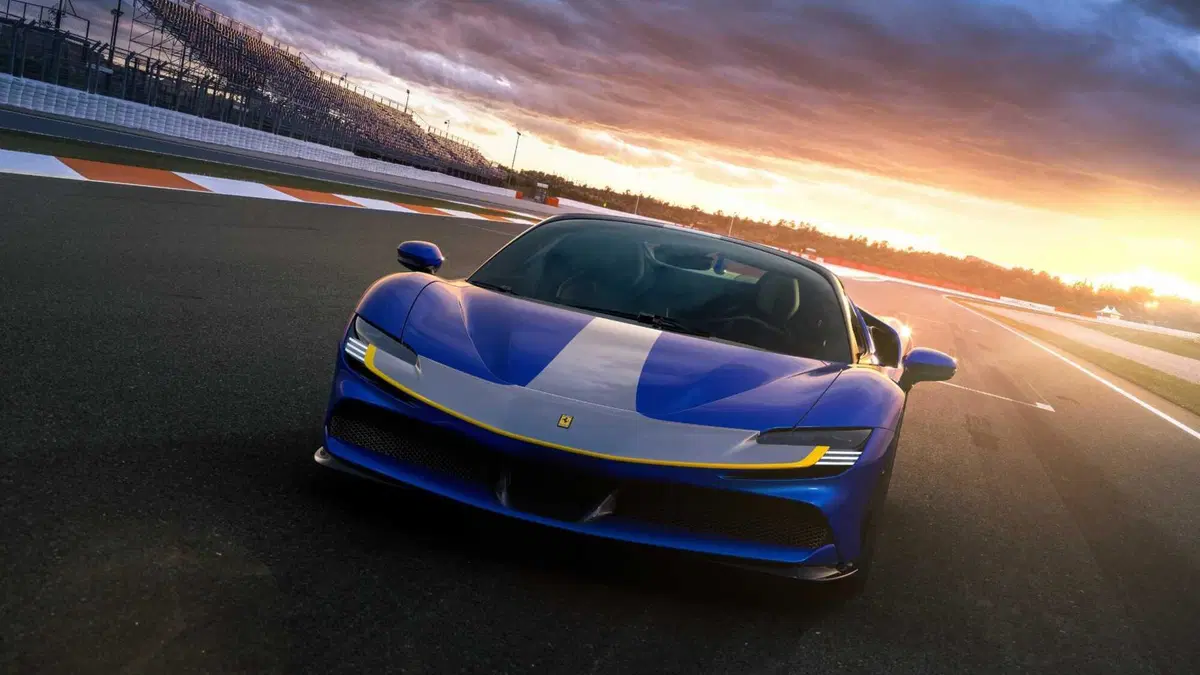 Ferrari SF90 Spider (2021-->>) (15)