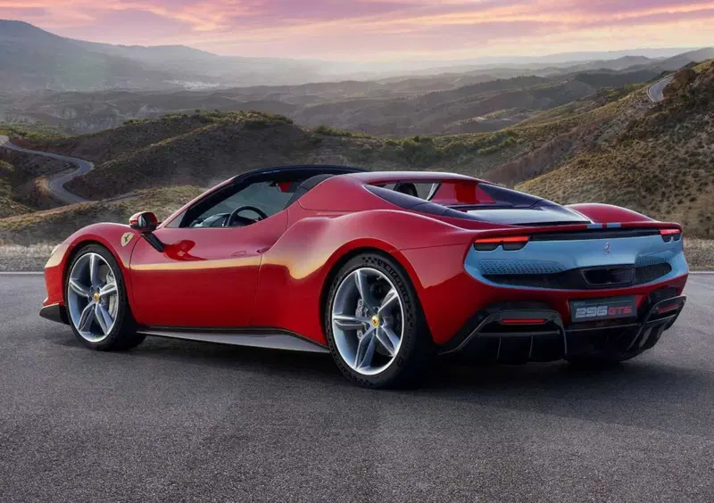 Ferrari 296 Spider (8)