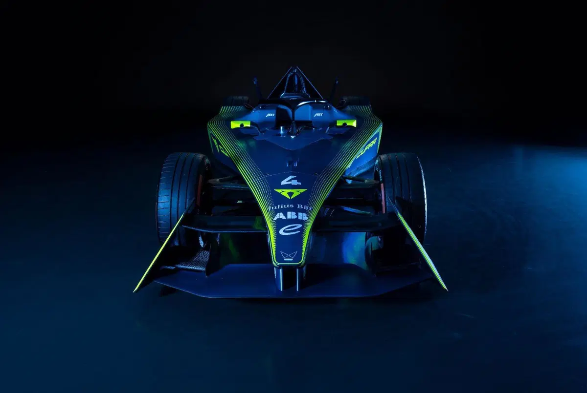 Il motorsport pu&ograve; diventare 100% elettrico? Cupra, pronta alla Formula E, crede di s&igrave;