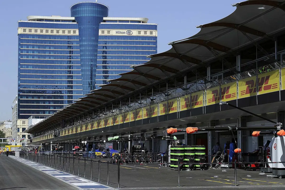 F1, Gp d'Europa 2016, FP3: (10)