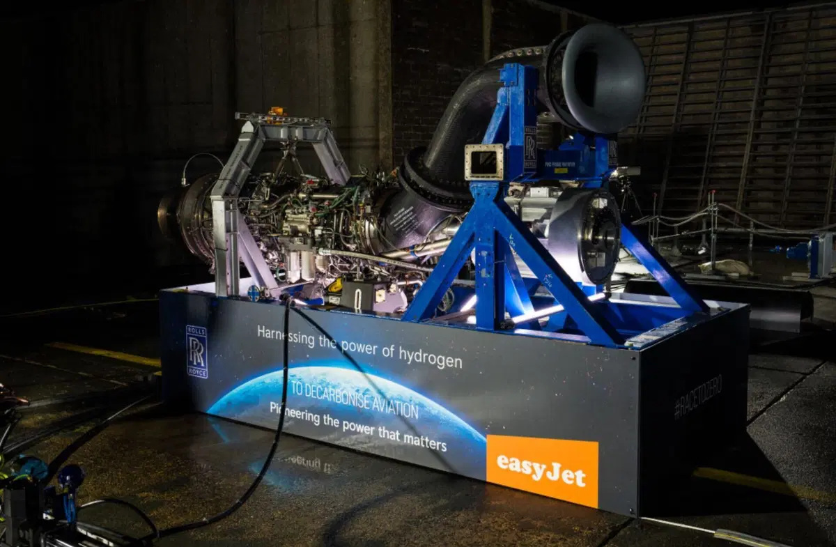 Idrogeno green per i motori jet di Rolls Royce e gli aerei di linea di easyJet (9)